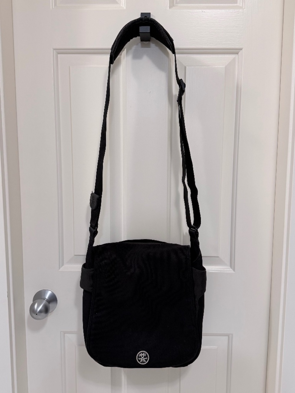 Crumpler laptop bag